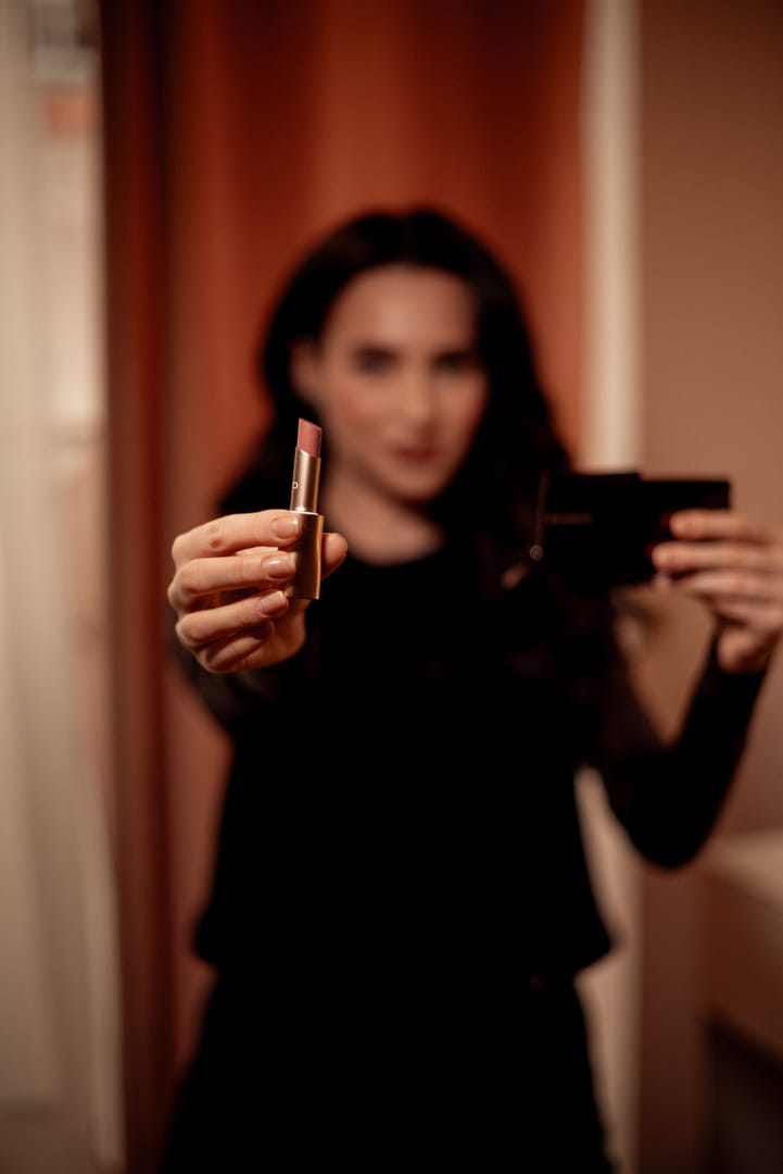 Make-Up Artist Karina